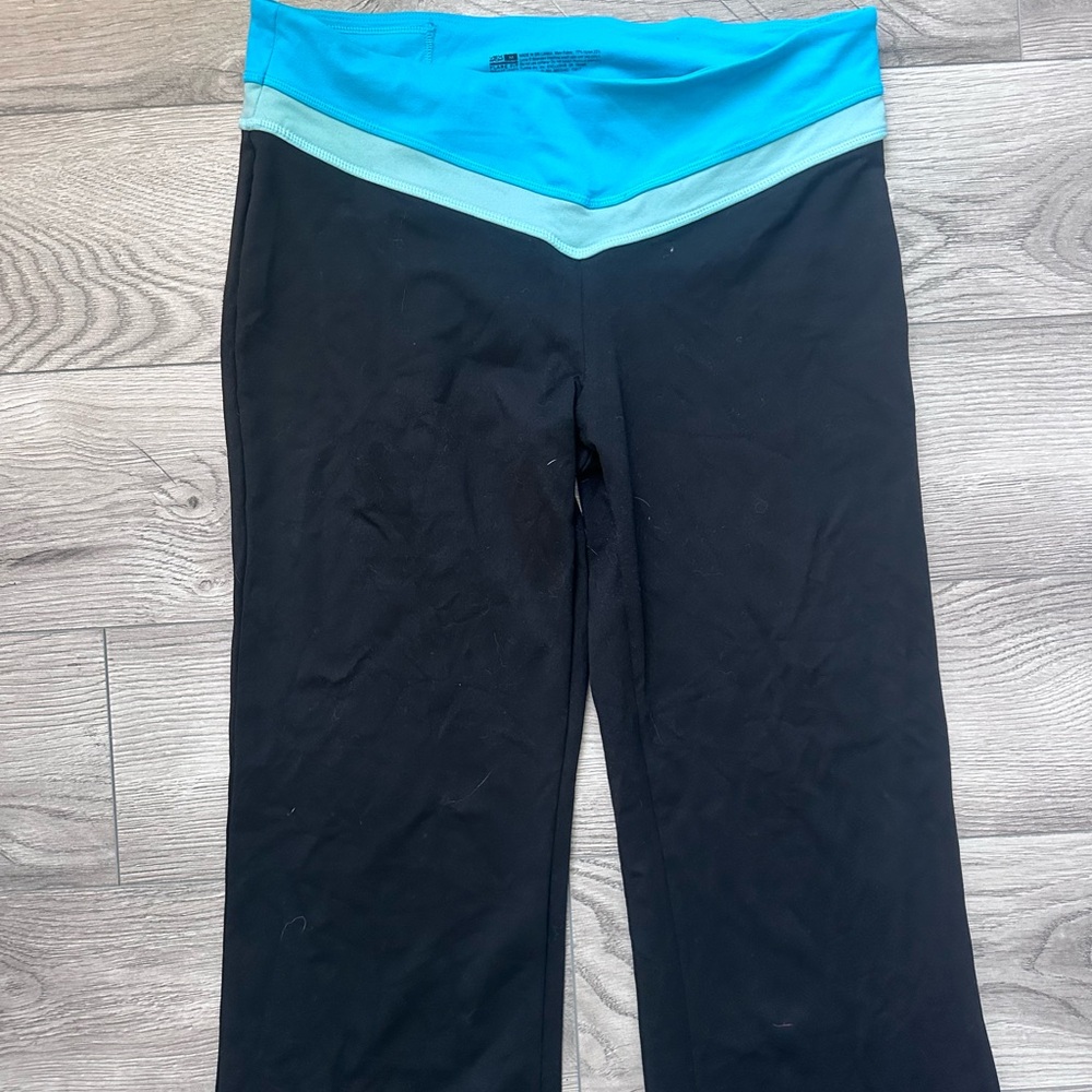 Women's Black and Blue Yoga Pants - Picture 5 of 5